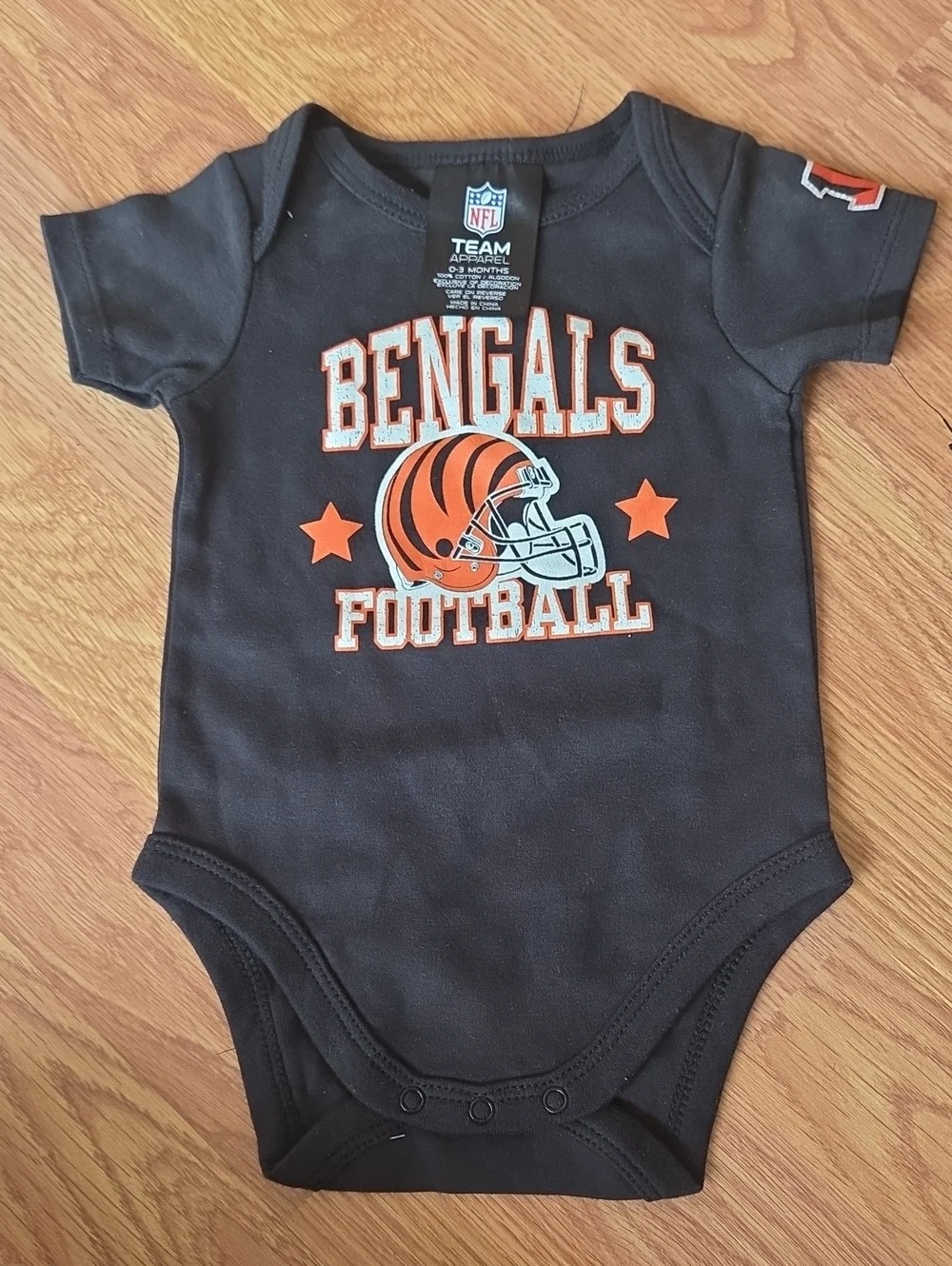NFL Cincinnati Bengals Baby 0-3M Bodysuit Short Sleeves Football